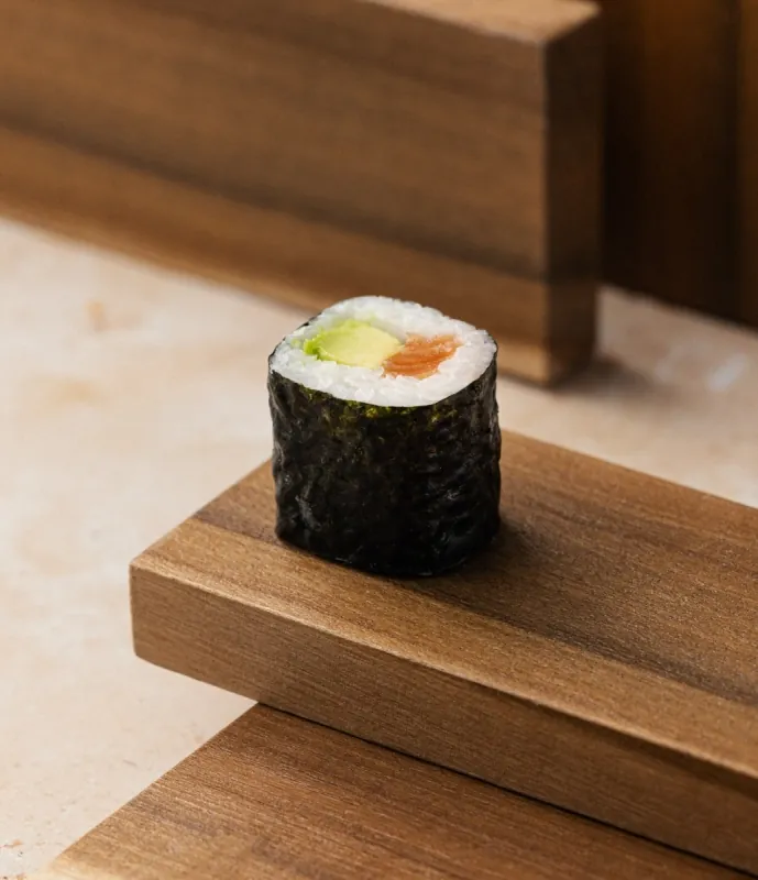 Maki Black Saumon Avocat - 6 pièces
